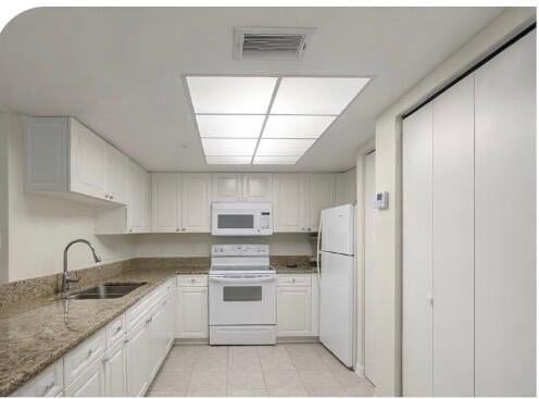 1100 Crestwood Ct S Apt 1109 - Photo 3 of 11