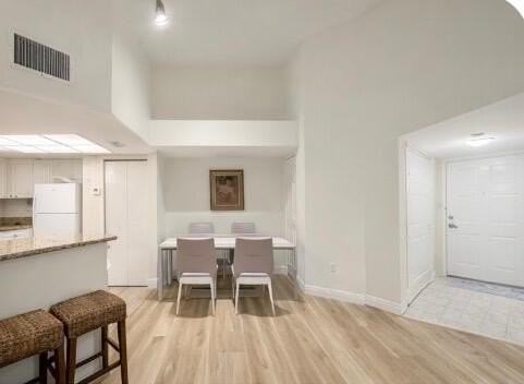 1100 Crestwood Ct S Apt 1109 - Photo 4 of 11