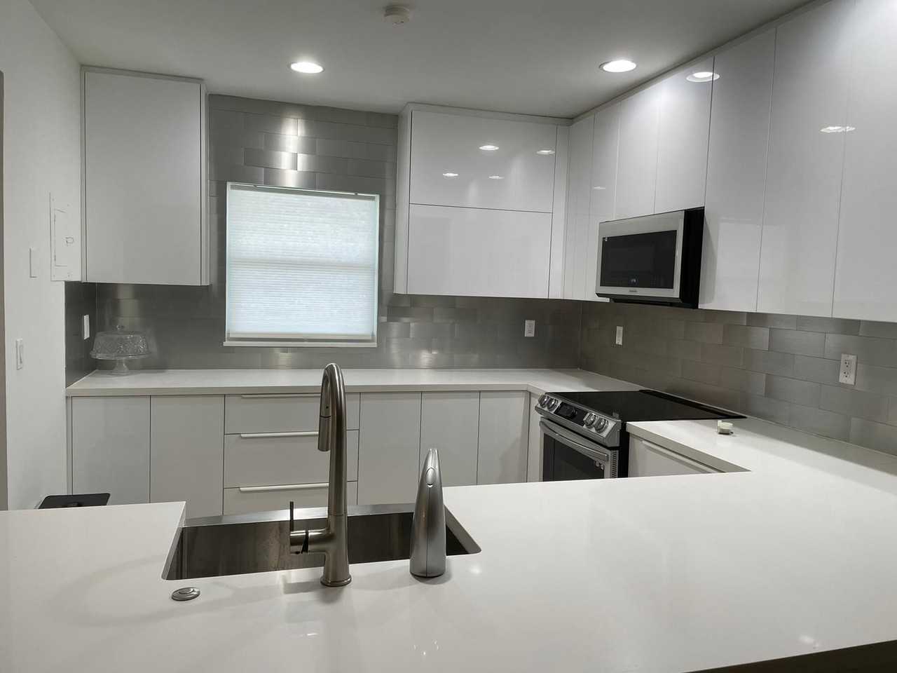 250 Ne 20th St Unit 2100 - Photo 7 of 49