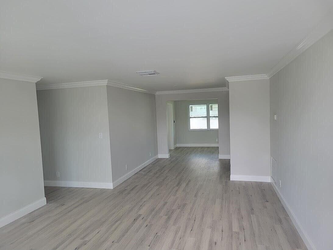 1915 Sw 17th Ave - Photo 7 of 18