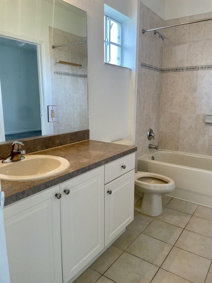 4988 Se Mariner Garden Cir - Photo 7 of 11