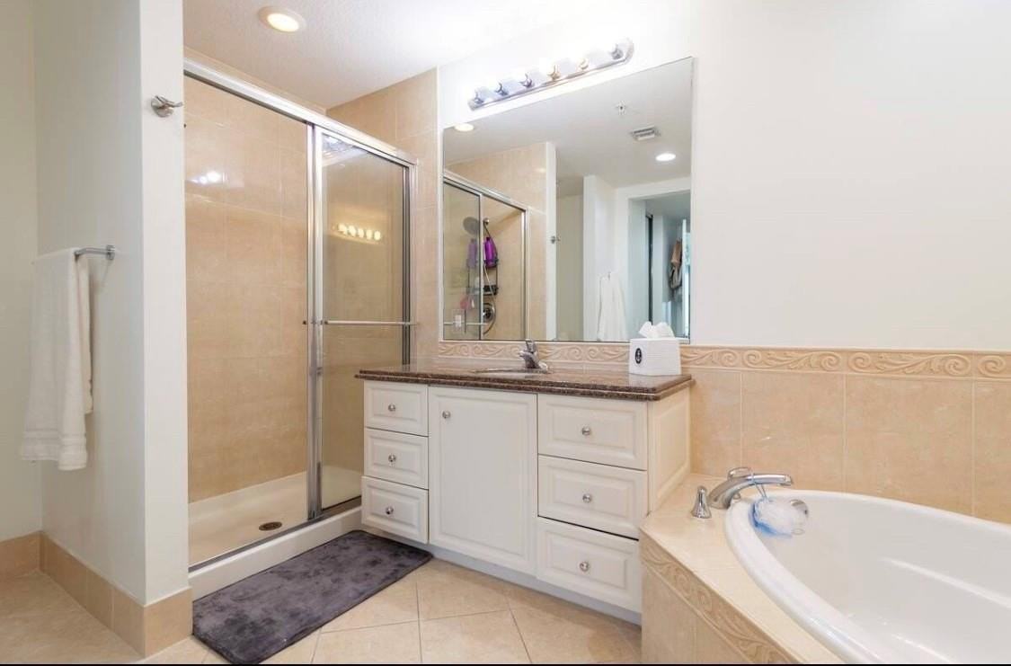 34 Harbour Isle Dr W Unit 105 - Photo 7 of 35