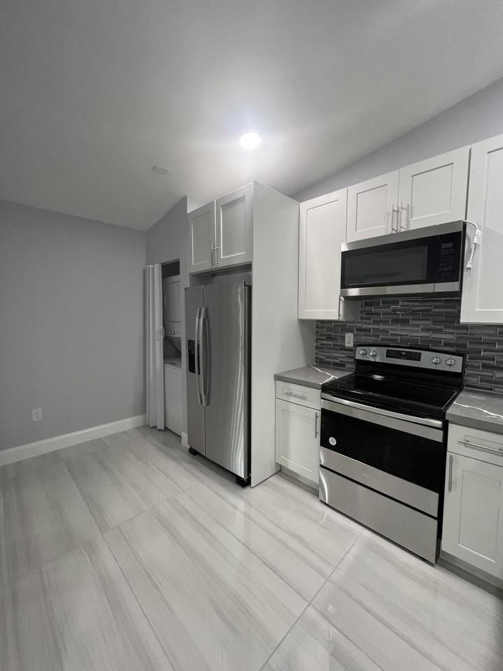 4404 Treasure Cove Dr - Photo 6 of 16