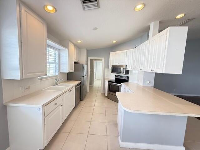 10762 Sw Elsinore Dr - Photo 5 of 35