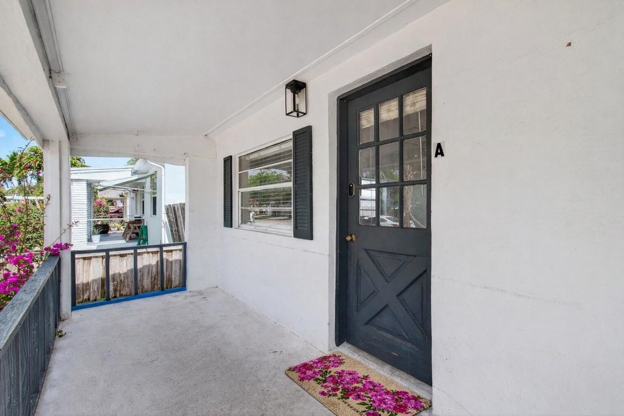 506 N Broadway Apt A - Photo 5 of 14