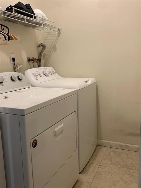 2161 Orange Grove Dr #D9 - Photo 5 of 15