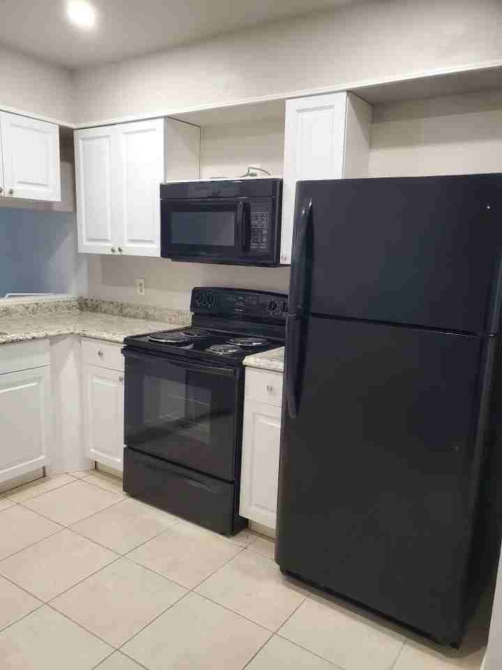 6367 Riverwalk Ln Unit 5 - Photo 4 of 21