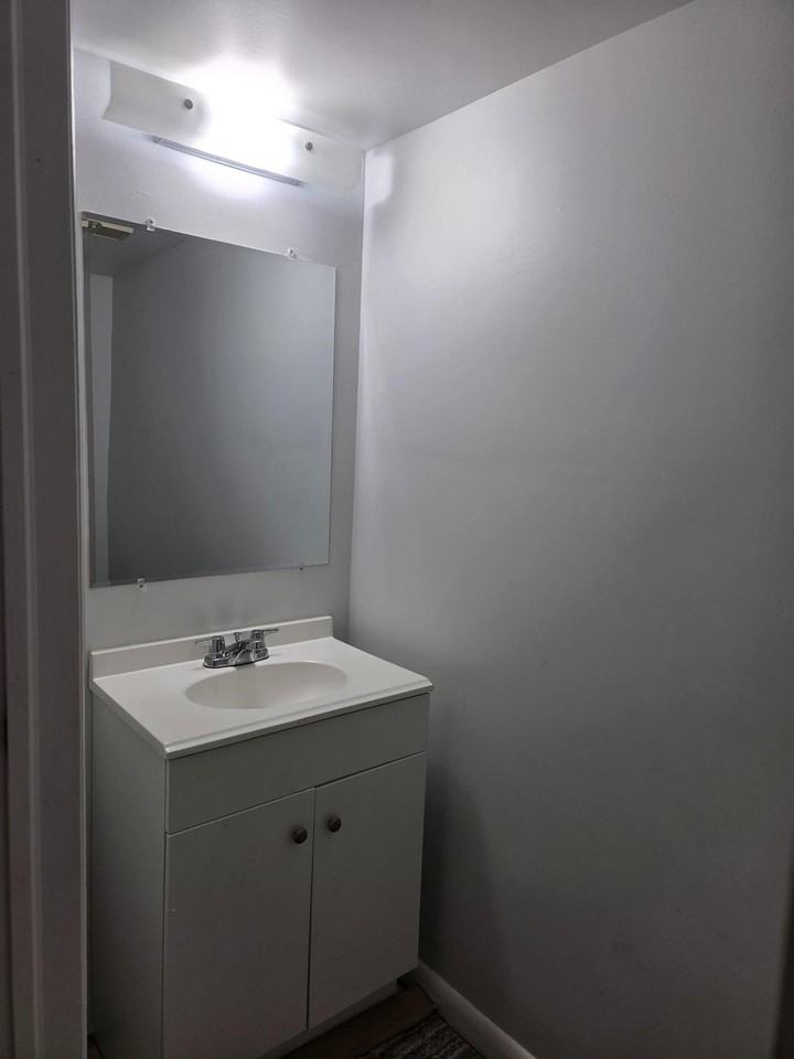 6367 Riverwalk Ln Unit 5 - Photo 7 of 21