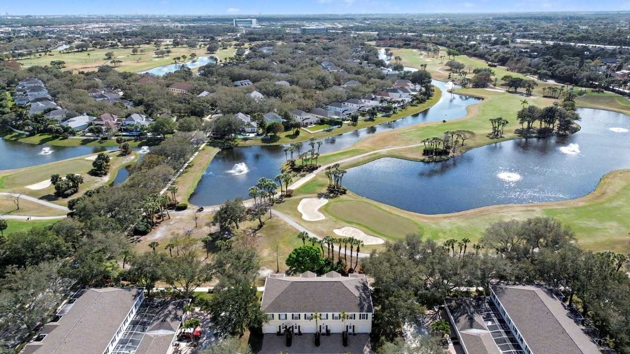 124 Courtenay Ct - Photo 2 of 20