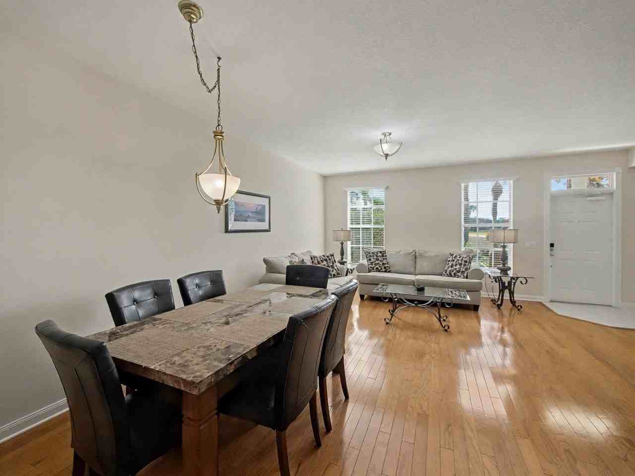 124 Courtenay Ct - Photo 7 of 20