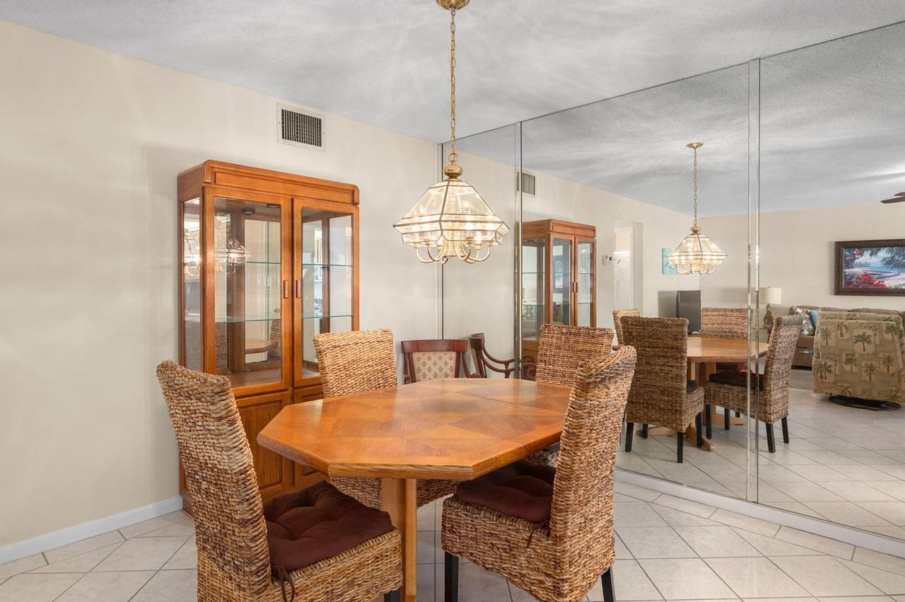 911 Savannas Point Dr Apt B - Photo 6 of 22