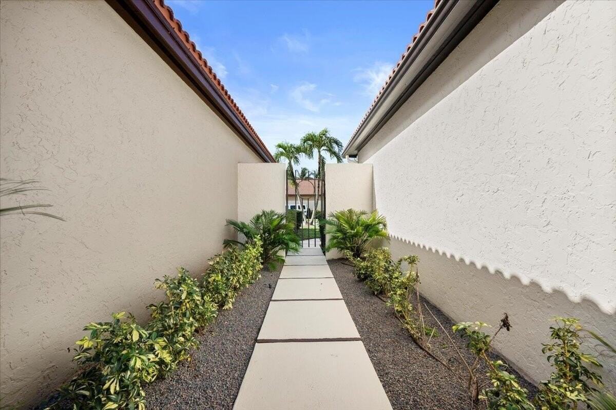 4 Ironwood Way N - Photo 3 of 29