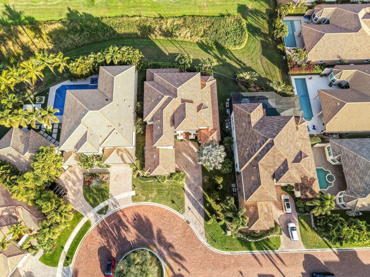 17384 Vistancia Cir - Photo 2 of 50