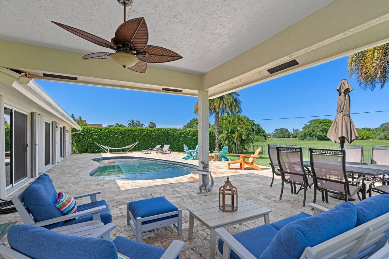 7598 Fairway Trl - Photo 2 of 50