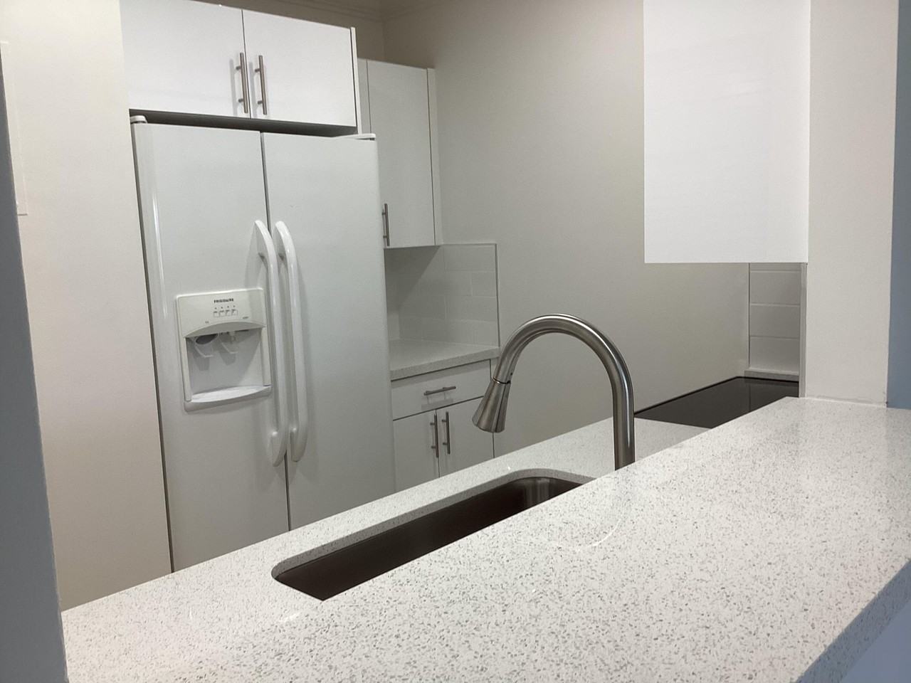 222 N Federal Hwy Apt 220 - Photo 2 of 33