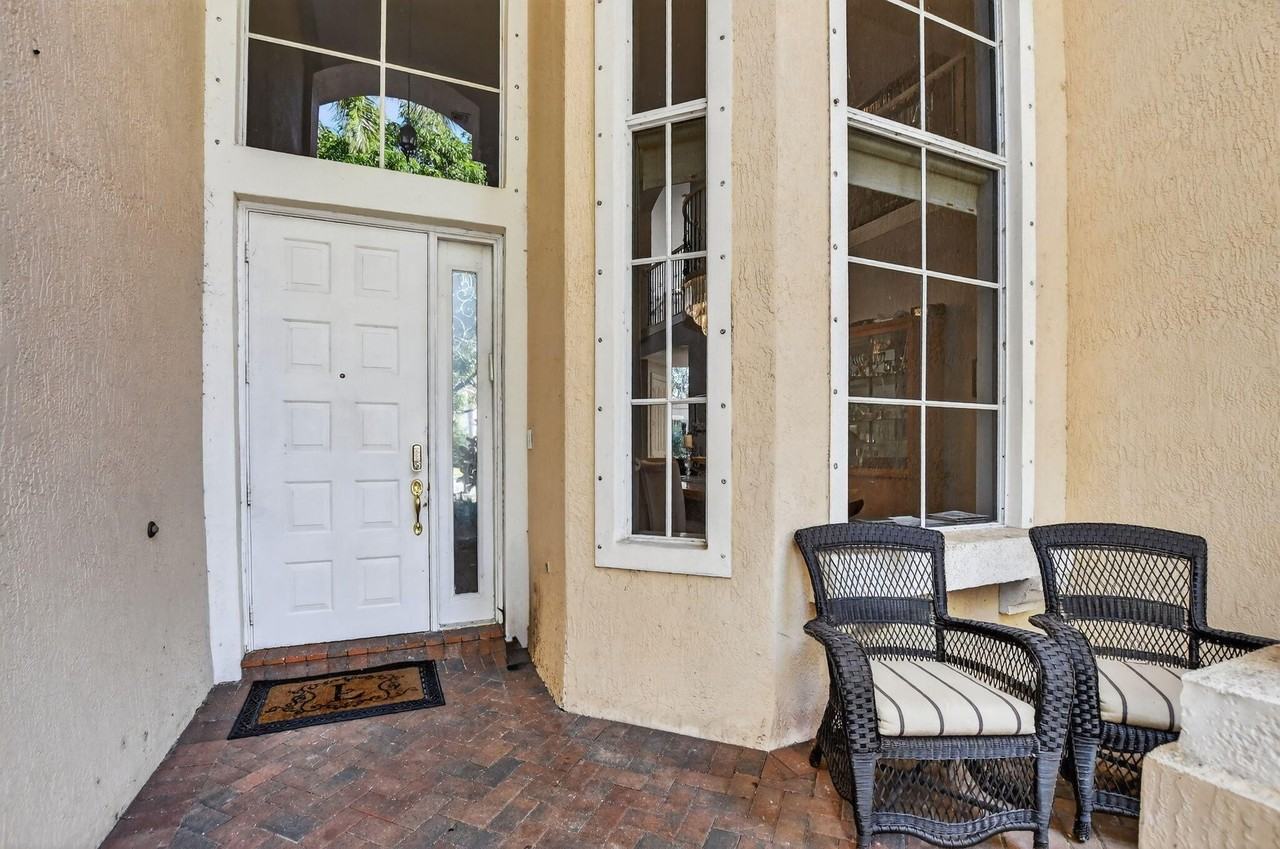 9856 Palma Vista Way - Photo 3 of 50