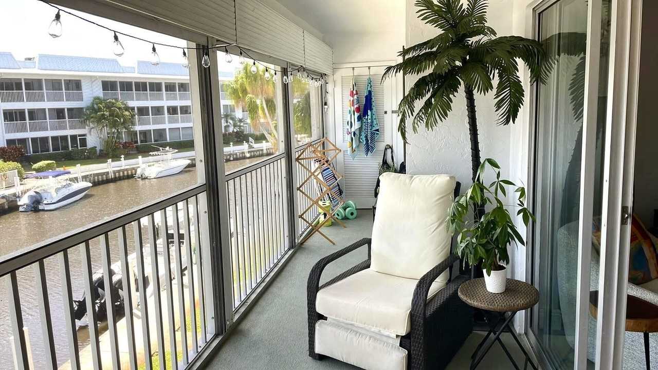 1856 Sw Palm City Rd Apt 203 - Photo 7 of 22