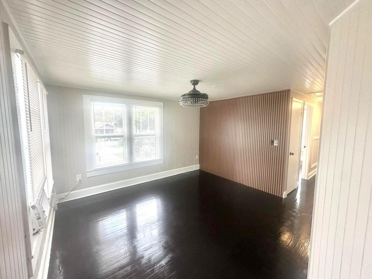 136 N 15th St Unit C - Photo 4 of 9