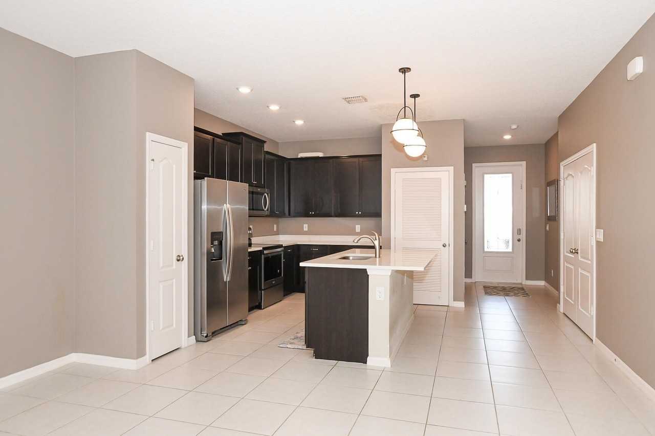 1618 Merriment Way - Photo 5 of 32