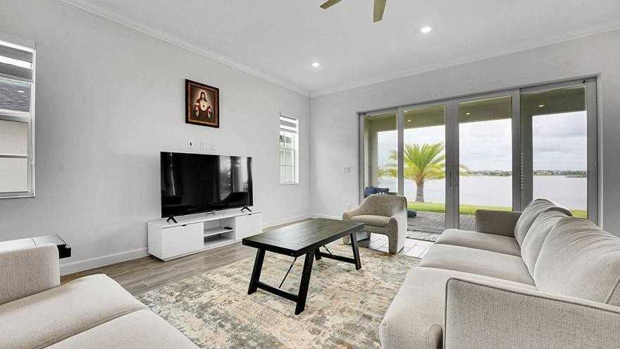 601 Hookline Cir - Photo 6 of 42