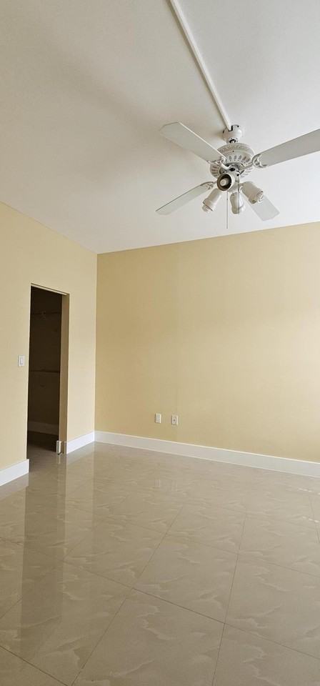 1881 Nw 96th Ter Unit 7f - Photo 7 of 26