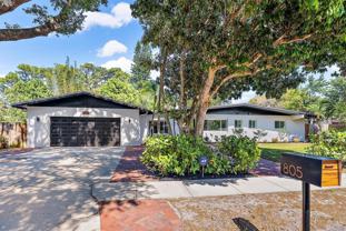 805 Se Madison Ave - Photo 1 of 1