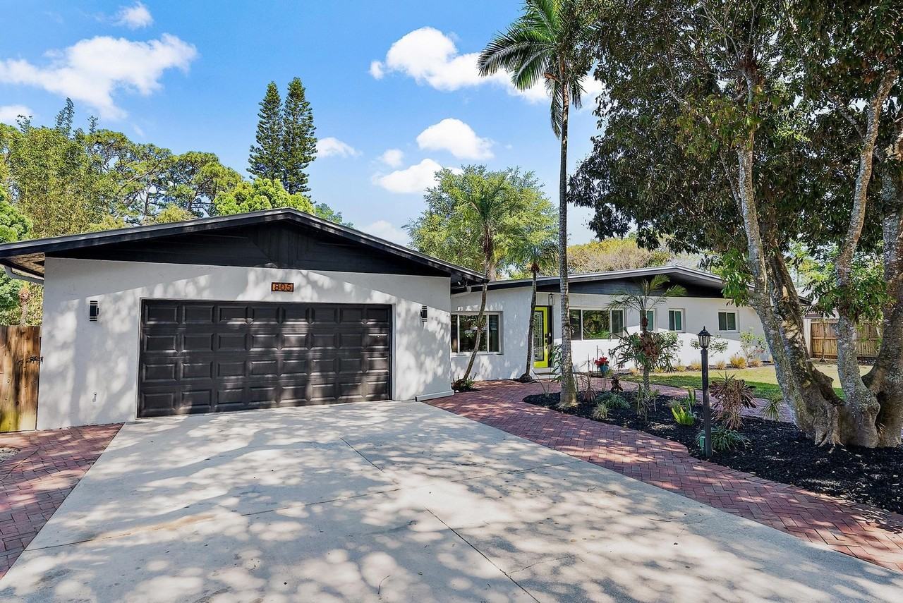 805 Se Madison Ave - Photo 3 of 34