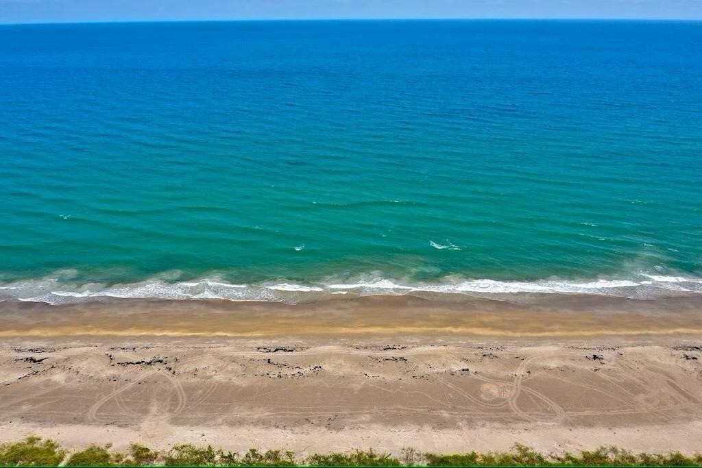 10102 S Ocean Dr Unit 107 - Photo 7 of 50