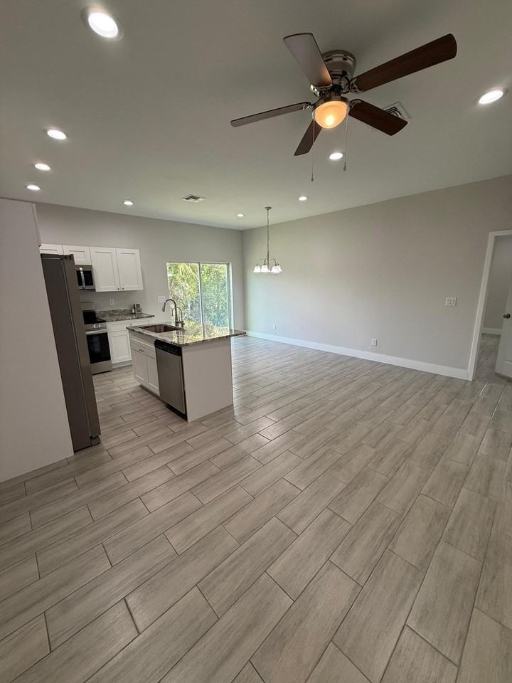 4800 15th St Sw - Photo 7 of 37