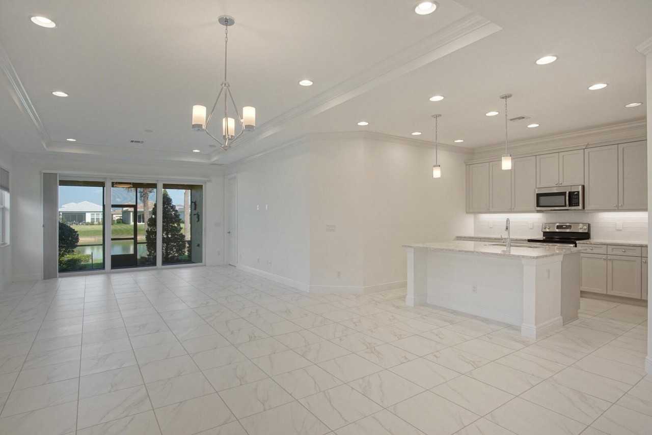 24060 Sw Firenze Way - Photo 4 of 27