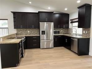 2793 Nw 95th Ave - Photo 4 of 24