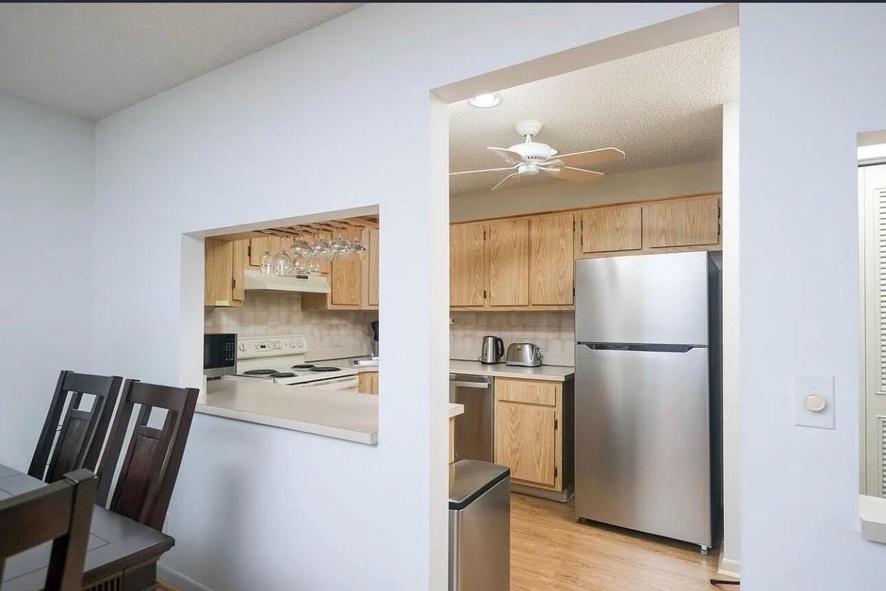 1014 Green Pine Blvd Apt B2 - Photo 4 of 21