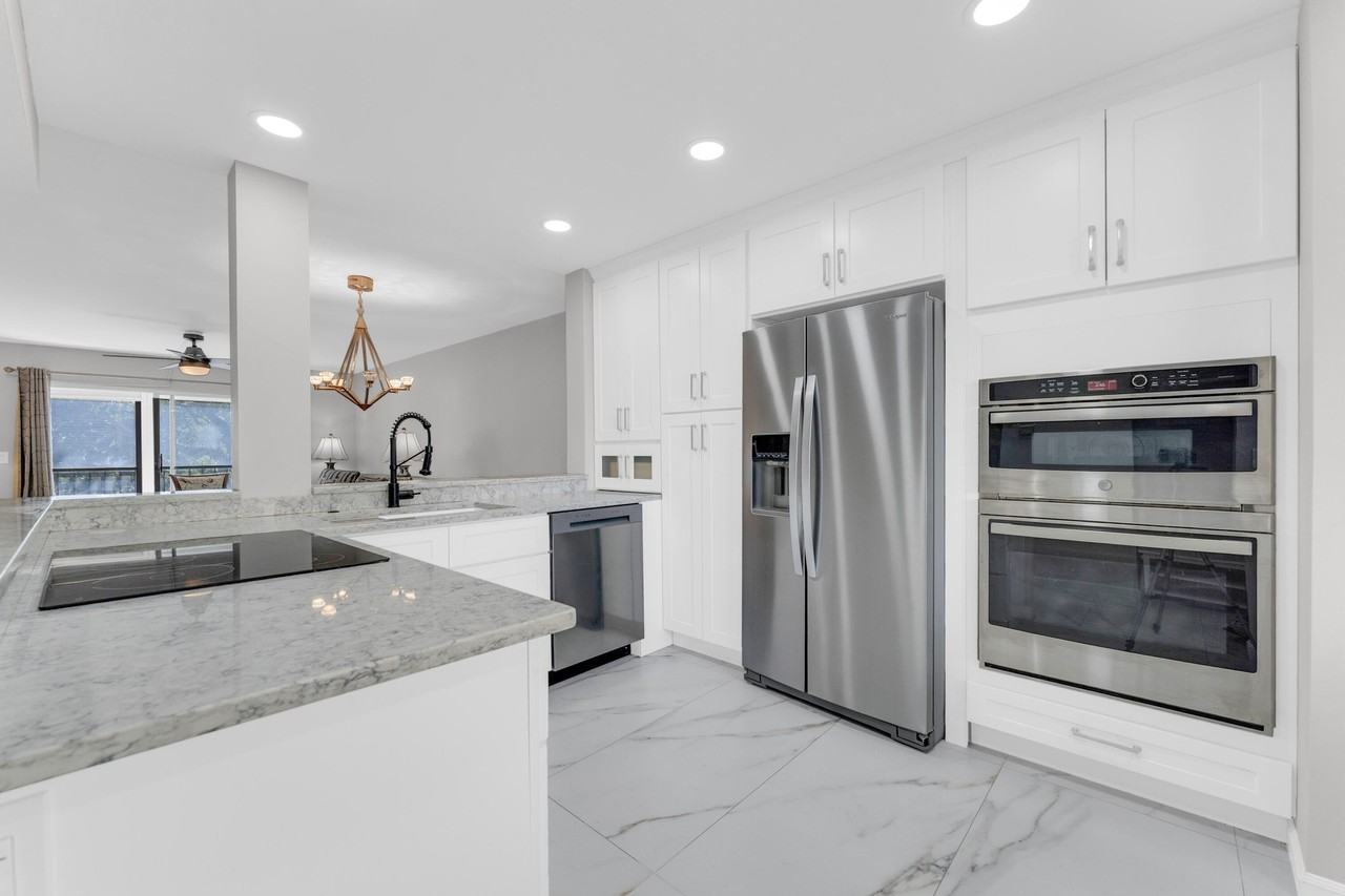 7192 Huntington Ln Apt 307 - Photo 3 of 50