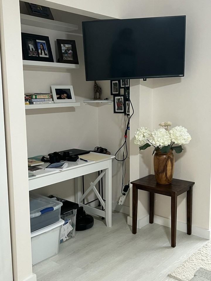 4 Andover A - Photo 4 of 7