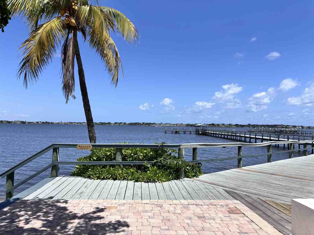 175 Se Saint Lucie Blvd #F116