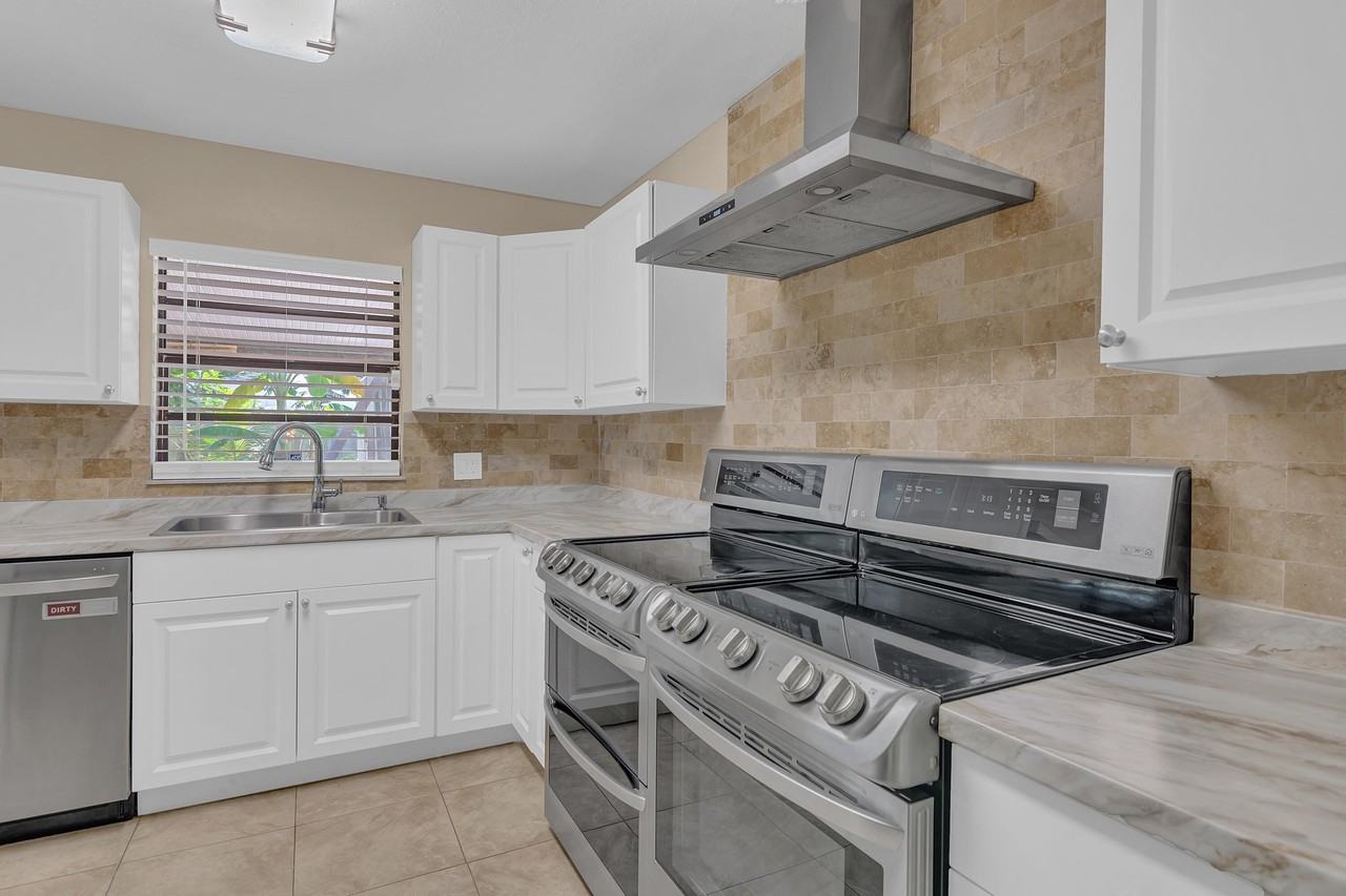 6113 Yucca Dr - Photo 6 of 29