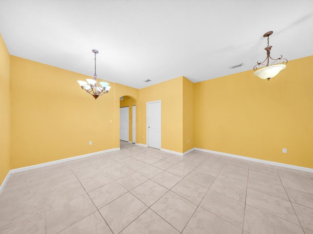 21223 Nw 14th Pl Apt 324 - Photo 3 of 25