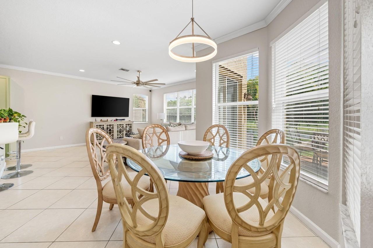 5090 Bright Galaxy Ln - Photo 7 of 43