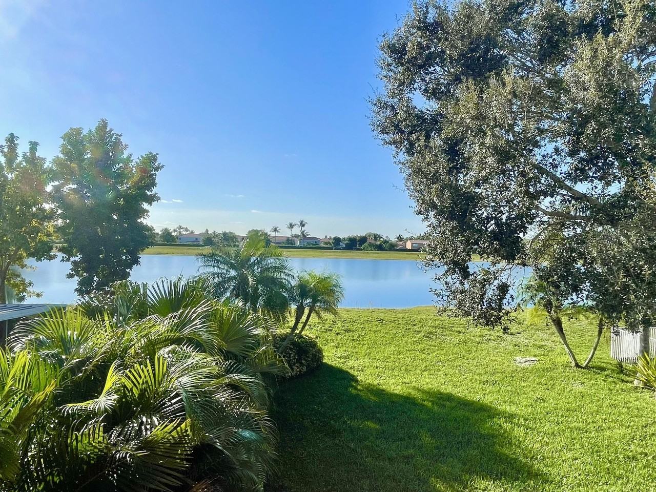 10779 Buttonwood Lake Dr - Photo 2 of 35