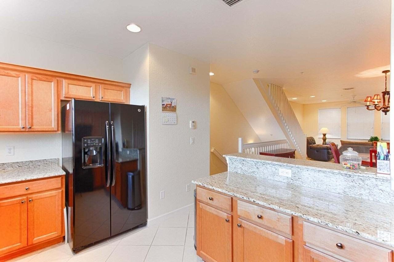 660 Amador Ln Unit 4 - Photo 4 of 13