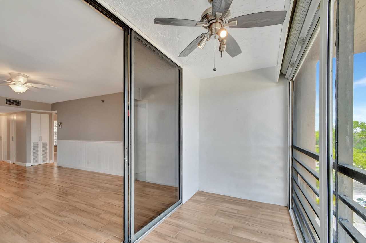 4640 Lucerne Lakes Blvd W Apt 502 - Photo 6 of 21