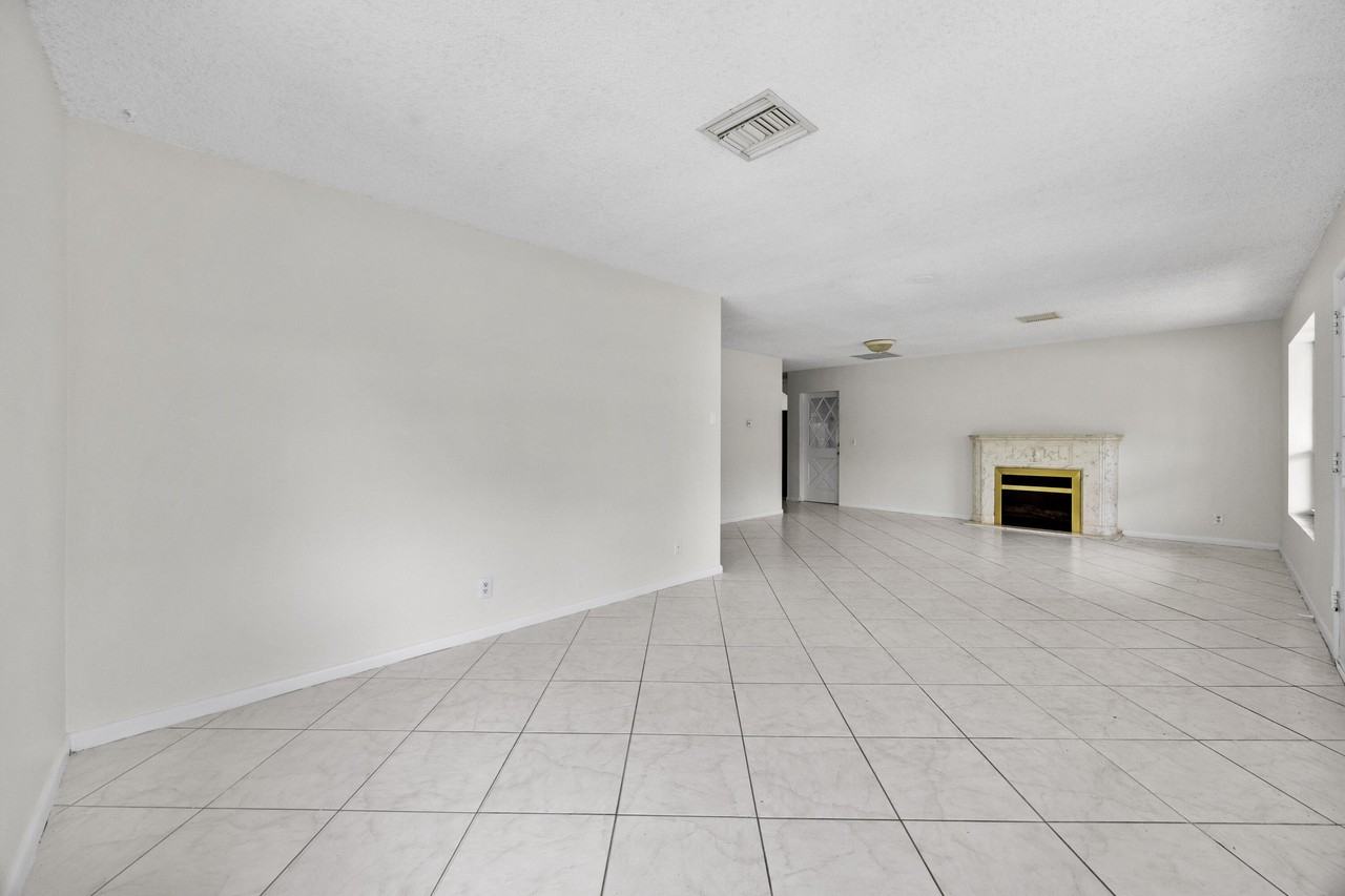 1828 N Palmway - Photo 5 of 50