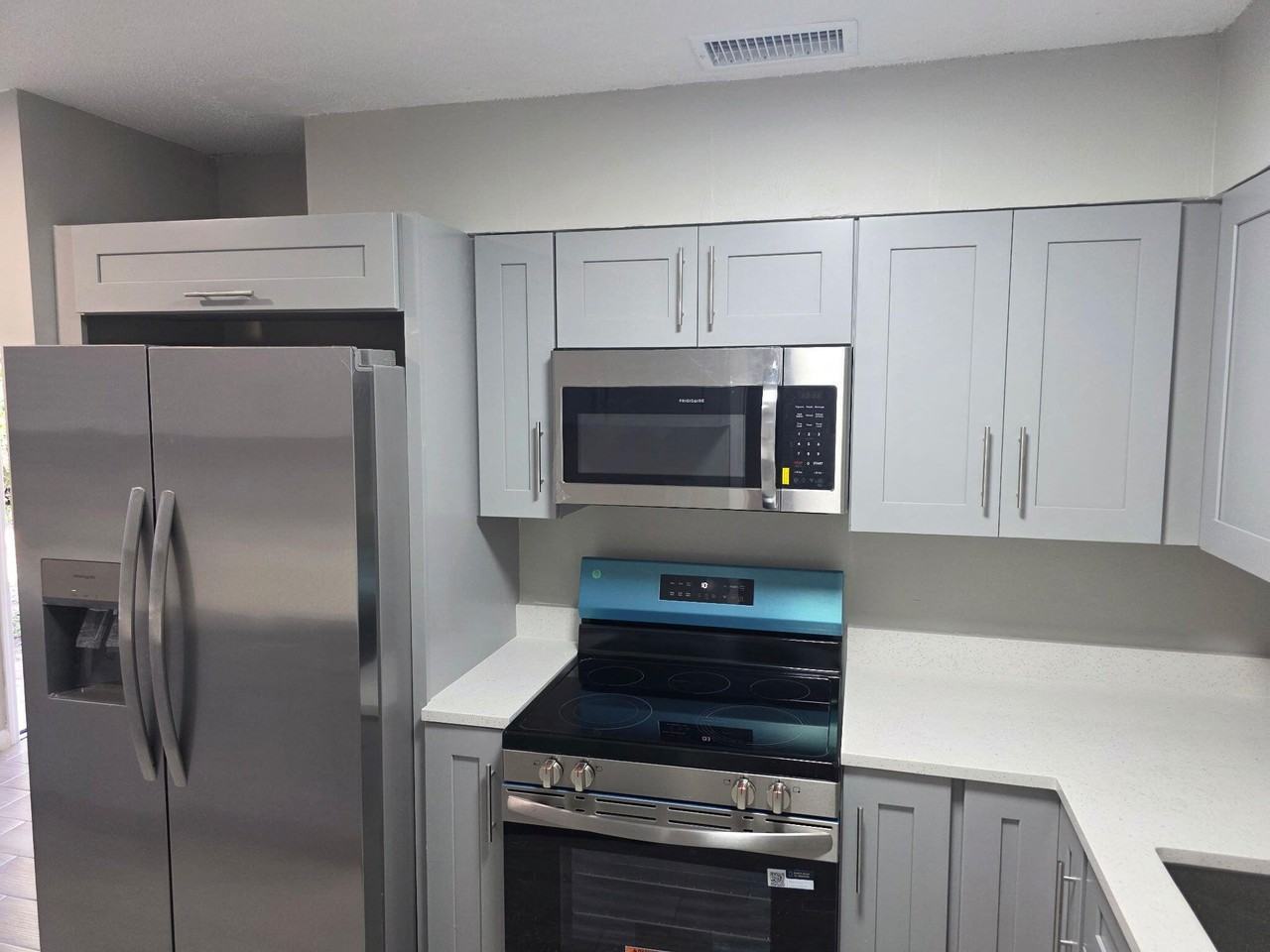 3044 Se Camino Ave - Photo 5 of 12