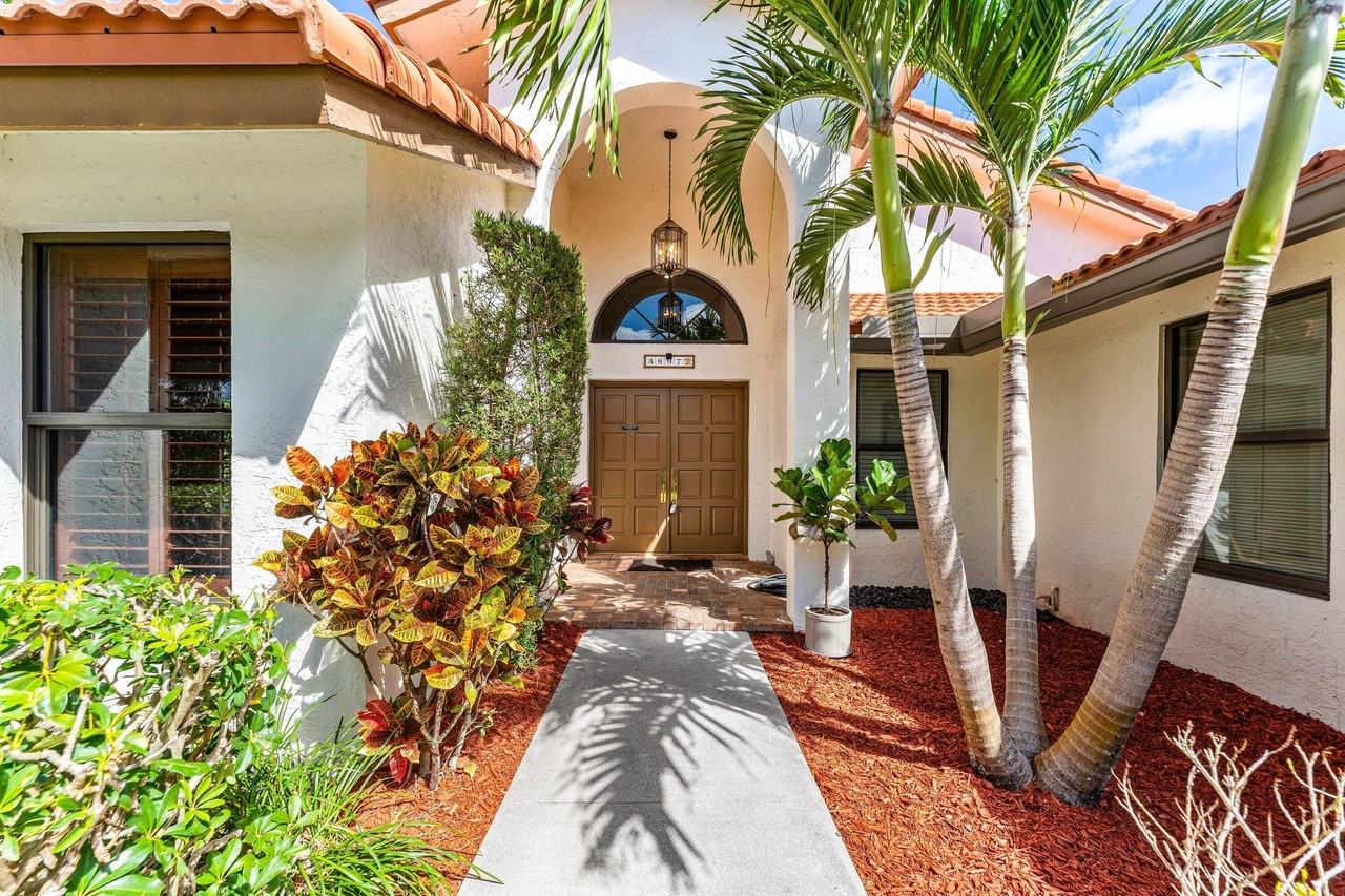 3897 Sherwood Blvd - Photo 6 of 41