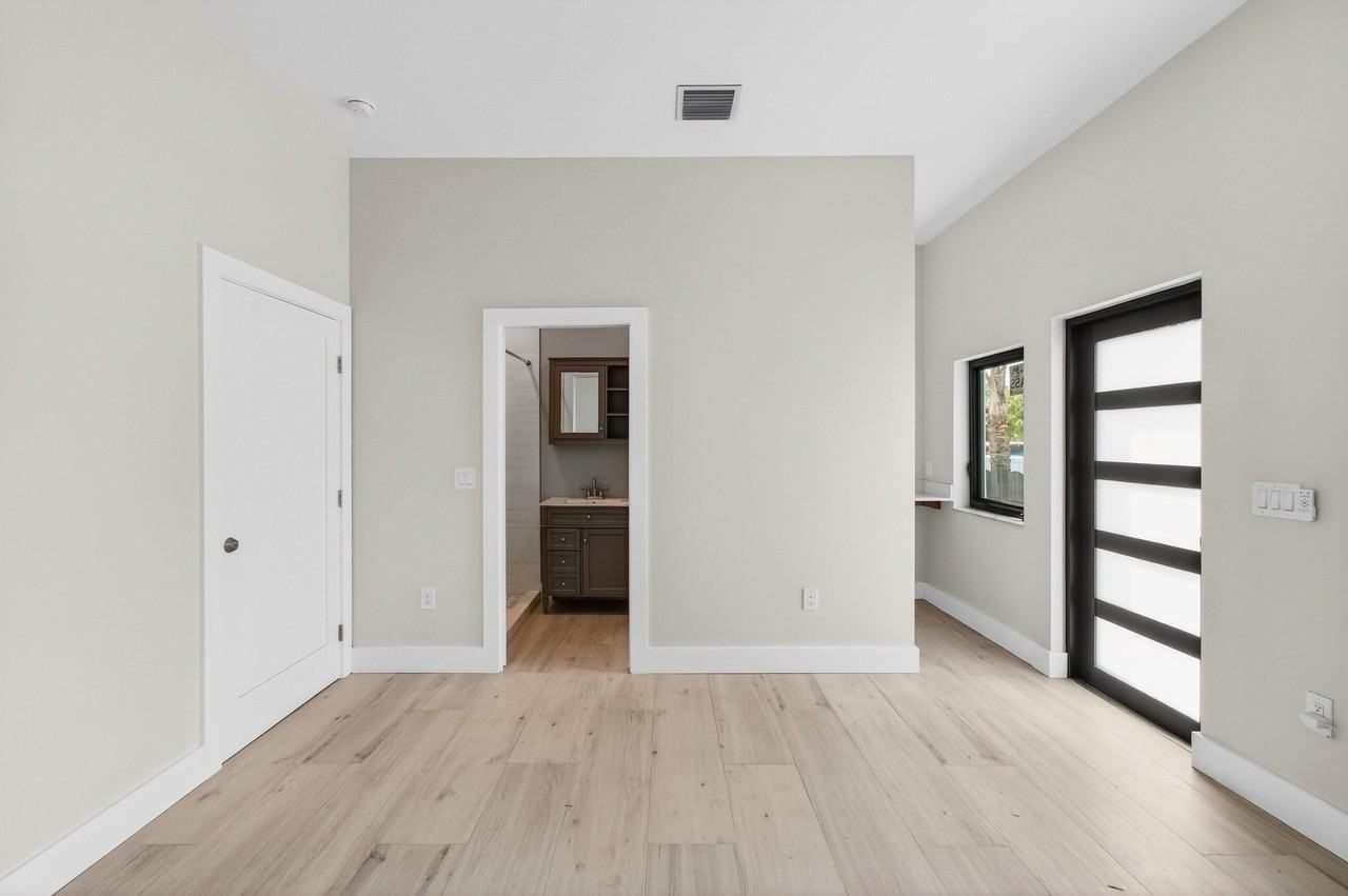 216 S C St - Photo 6 of 15