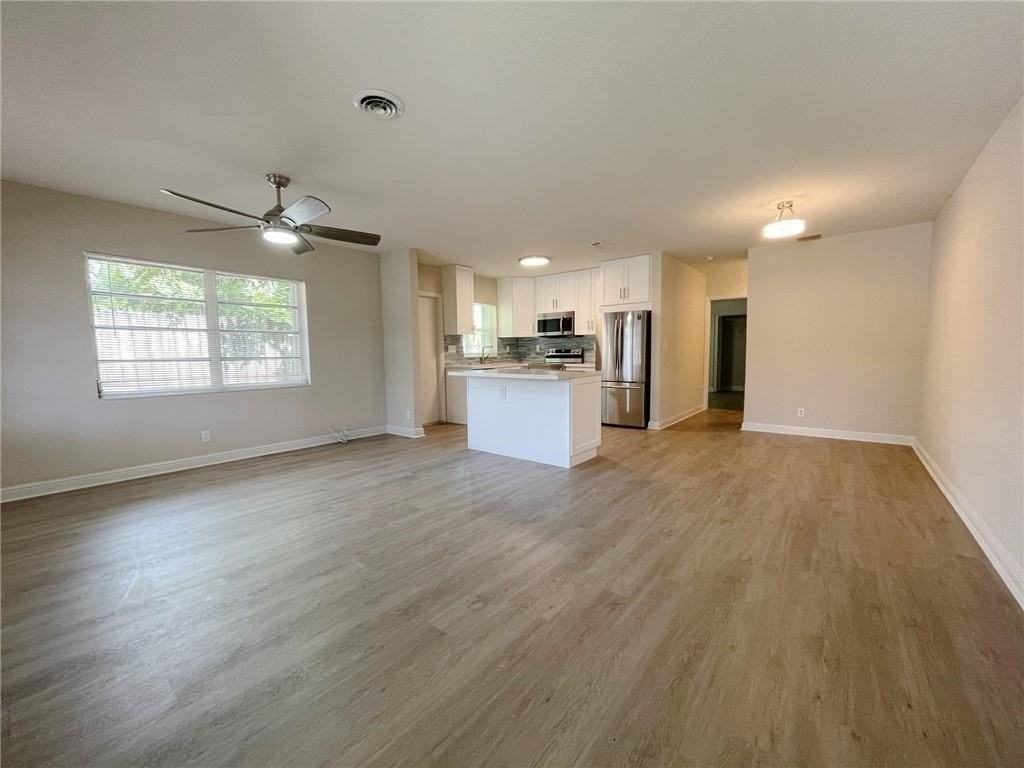 1534 Nw 3rd Ave - Photo 2 of 18