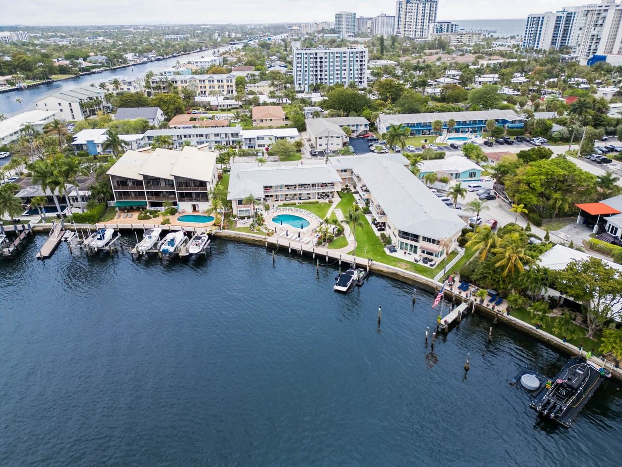 3216 Se 12th St Apt 28 - Photo 3 of 11