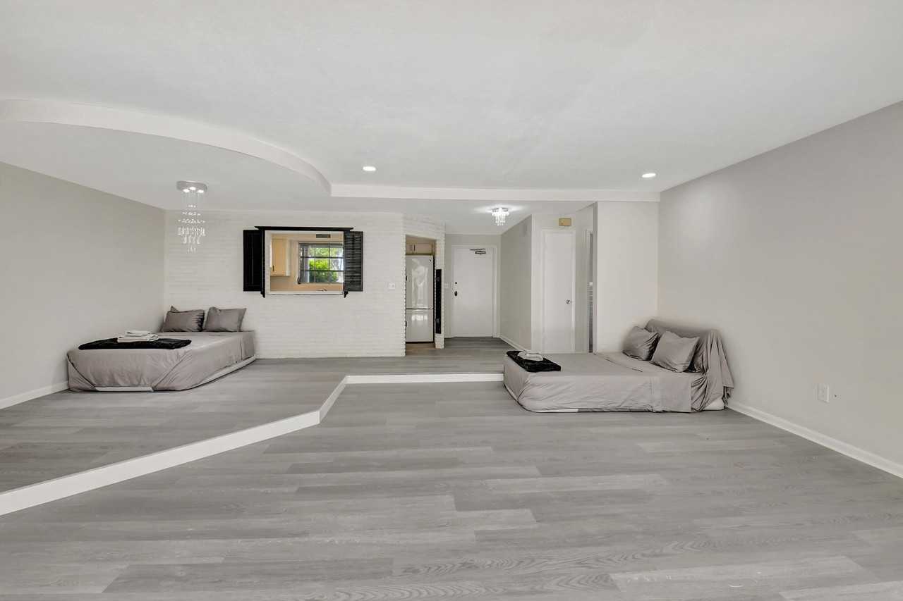 410 Nw Spanish River Blvd - Photo 4 of 25