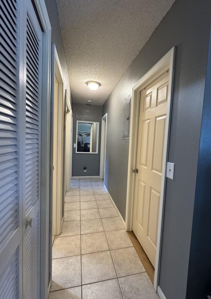 2615 Sw Natura Ave - Photo 6 of 13