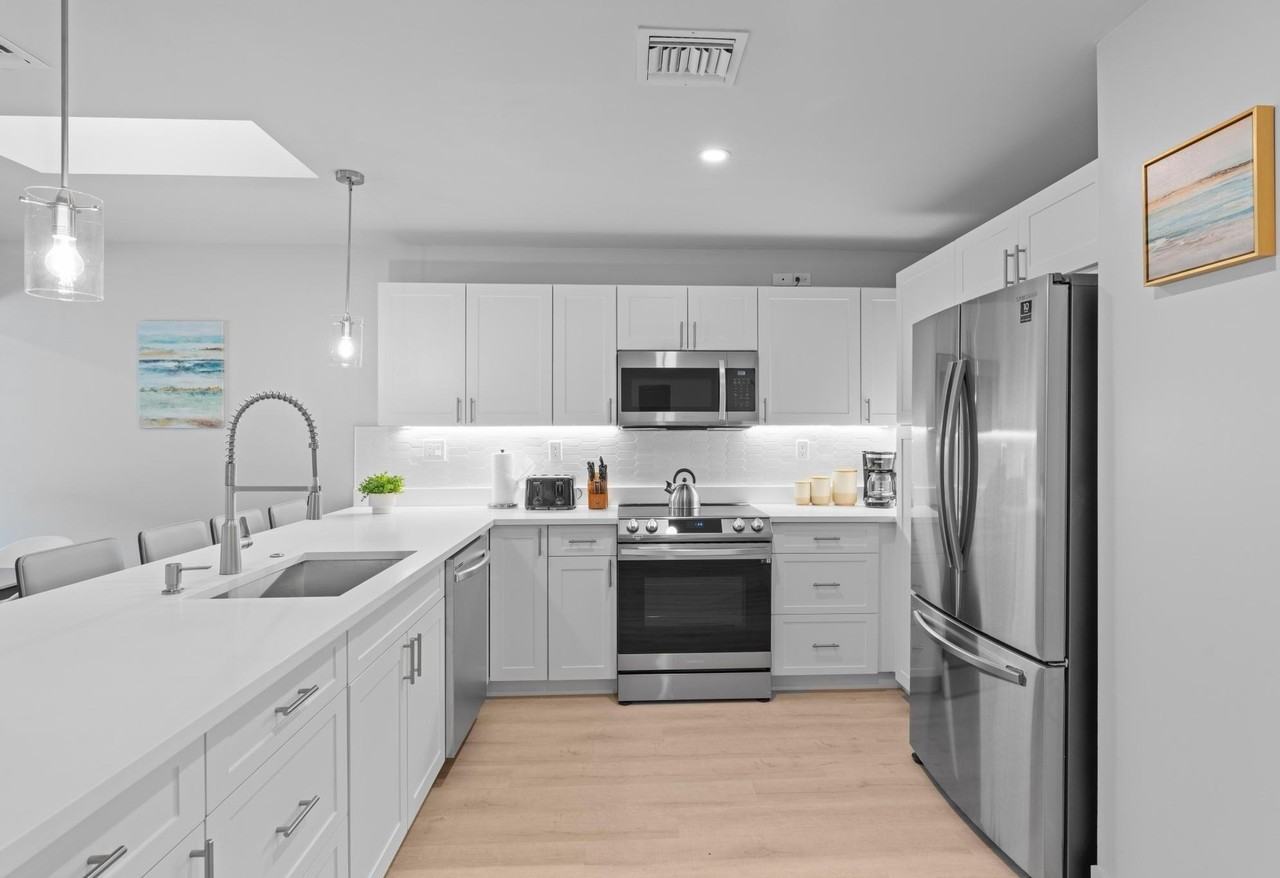 1814 Se 7th St Unit 1814 - Photo 3 of 39